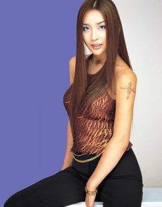Harisu the Gorgeous Korean Transgender Singer